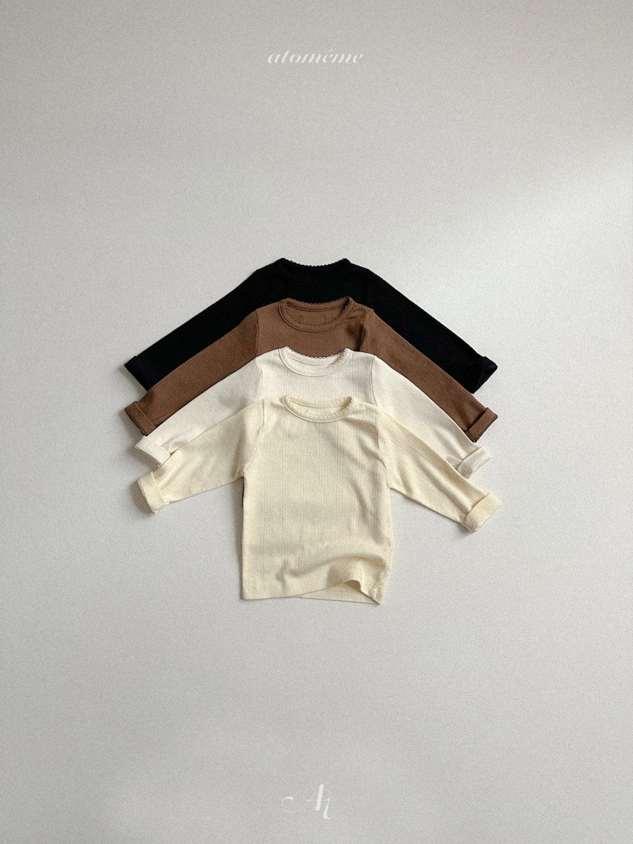 Eyelet picot lace T-shirt