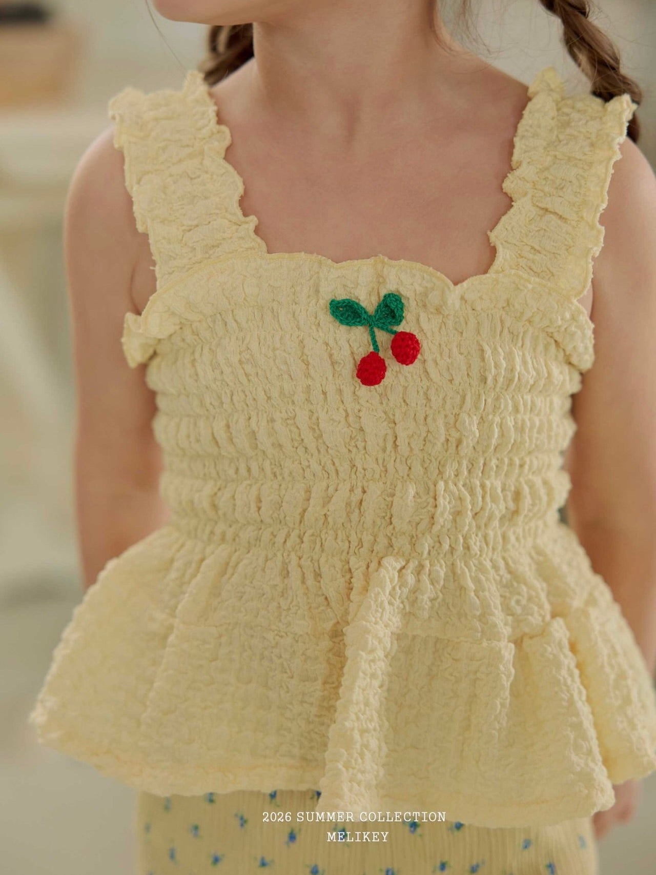 Cherry tucking blouse