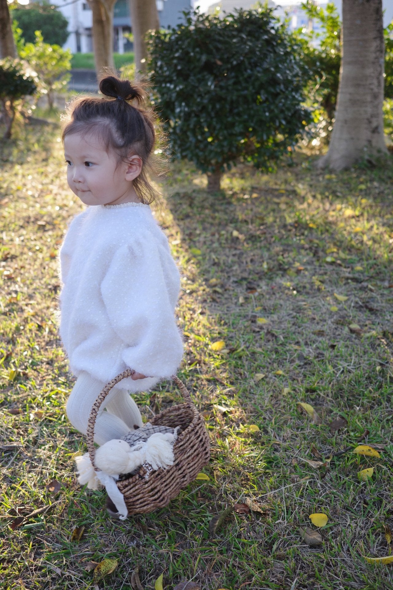 Puff sleeve wool rompers