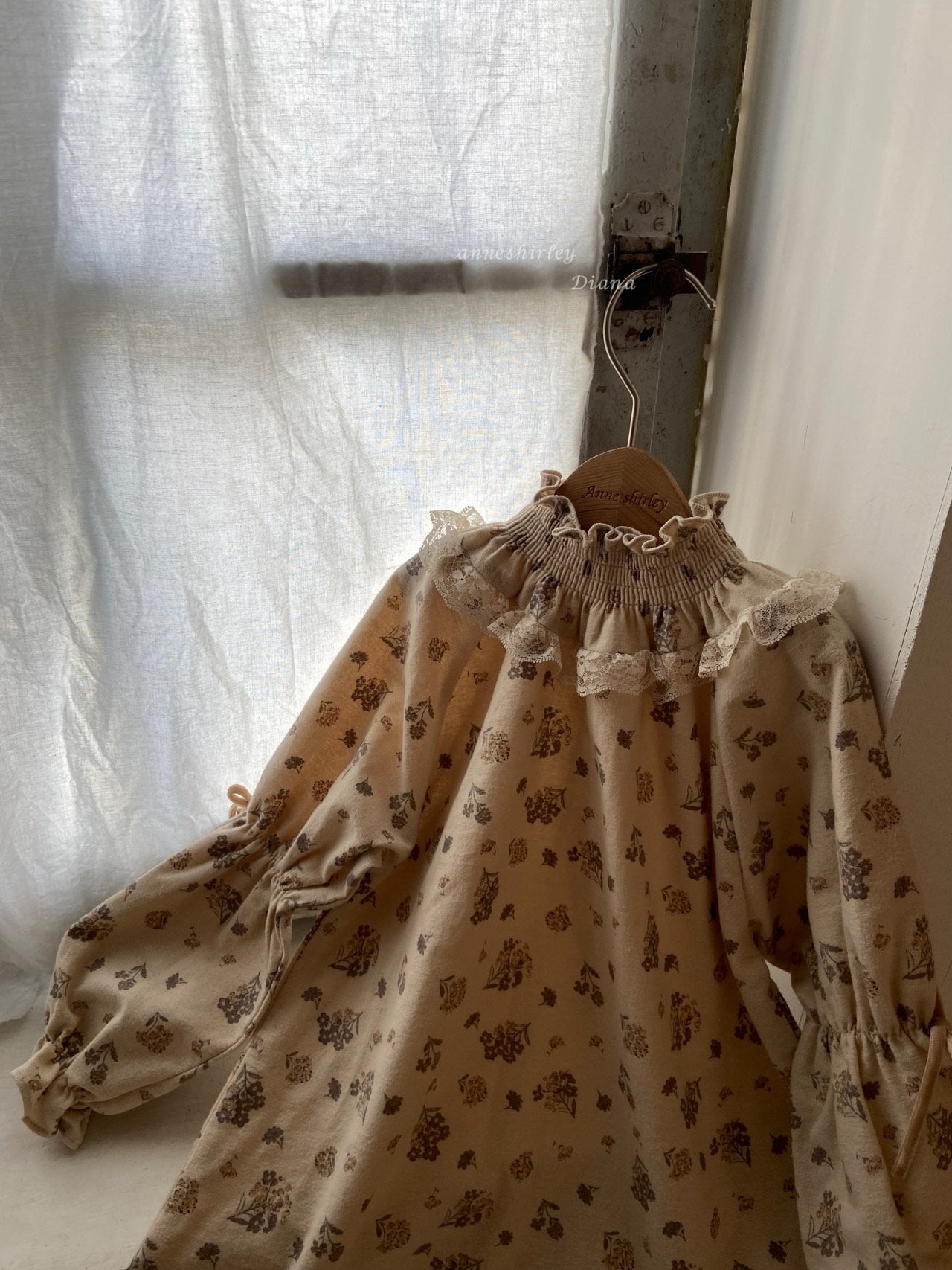 Romance smock one piece