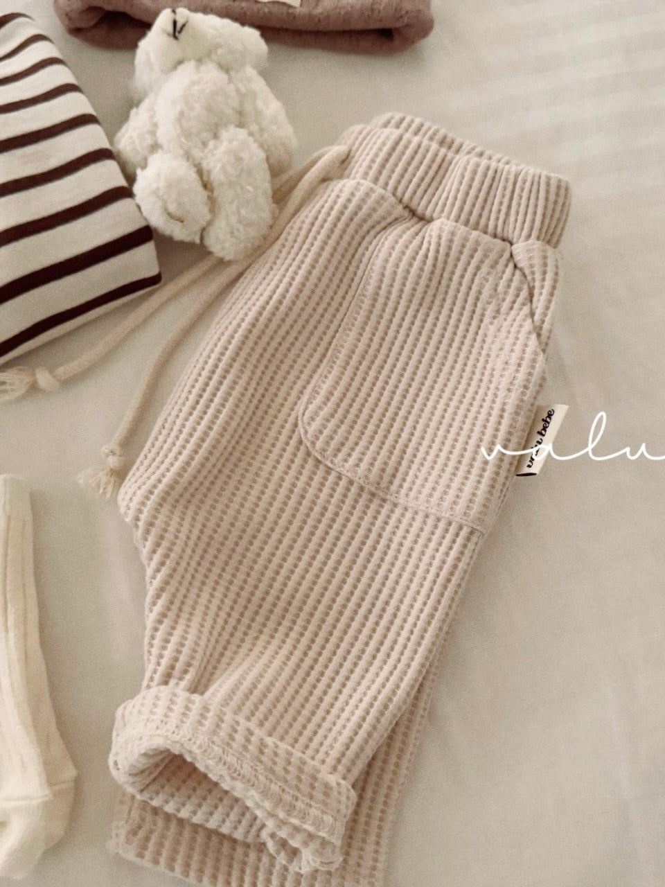 Wide waffle baggy pants