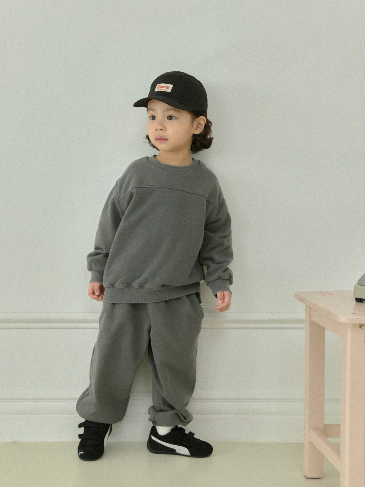 Pigment jogger pants