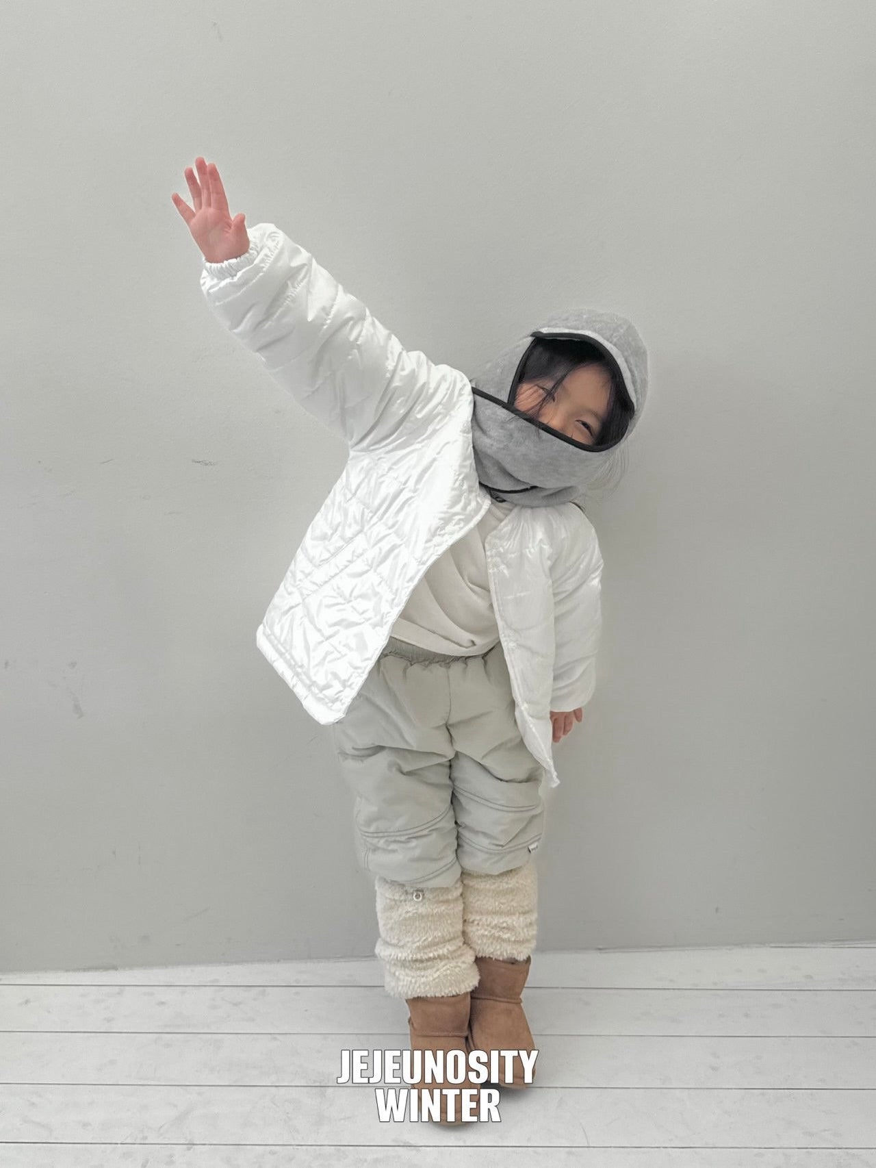 Earth Lightweight Down Jacket