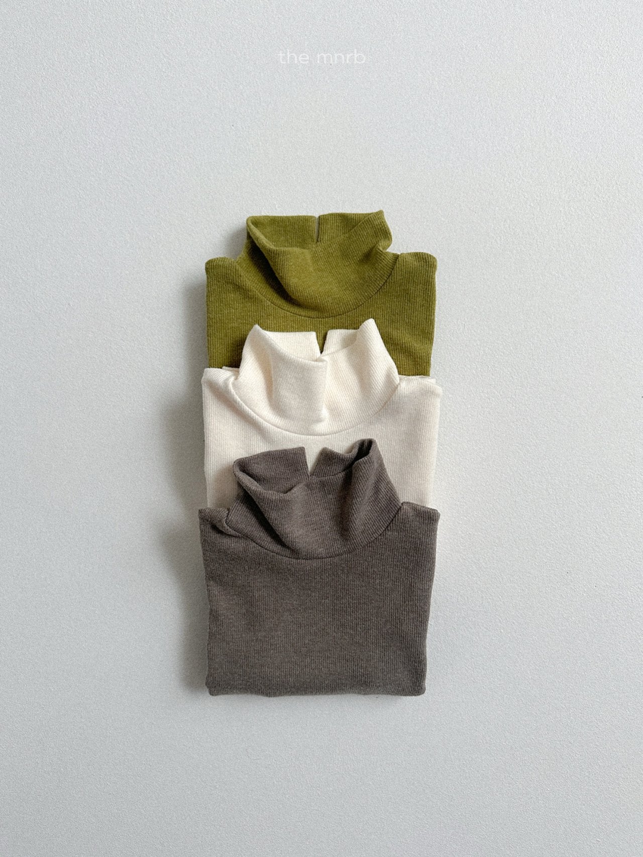 Ribbed open turtleneck