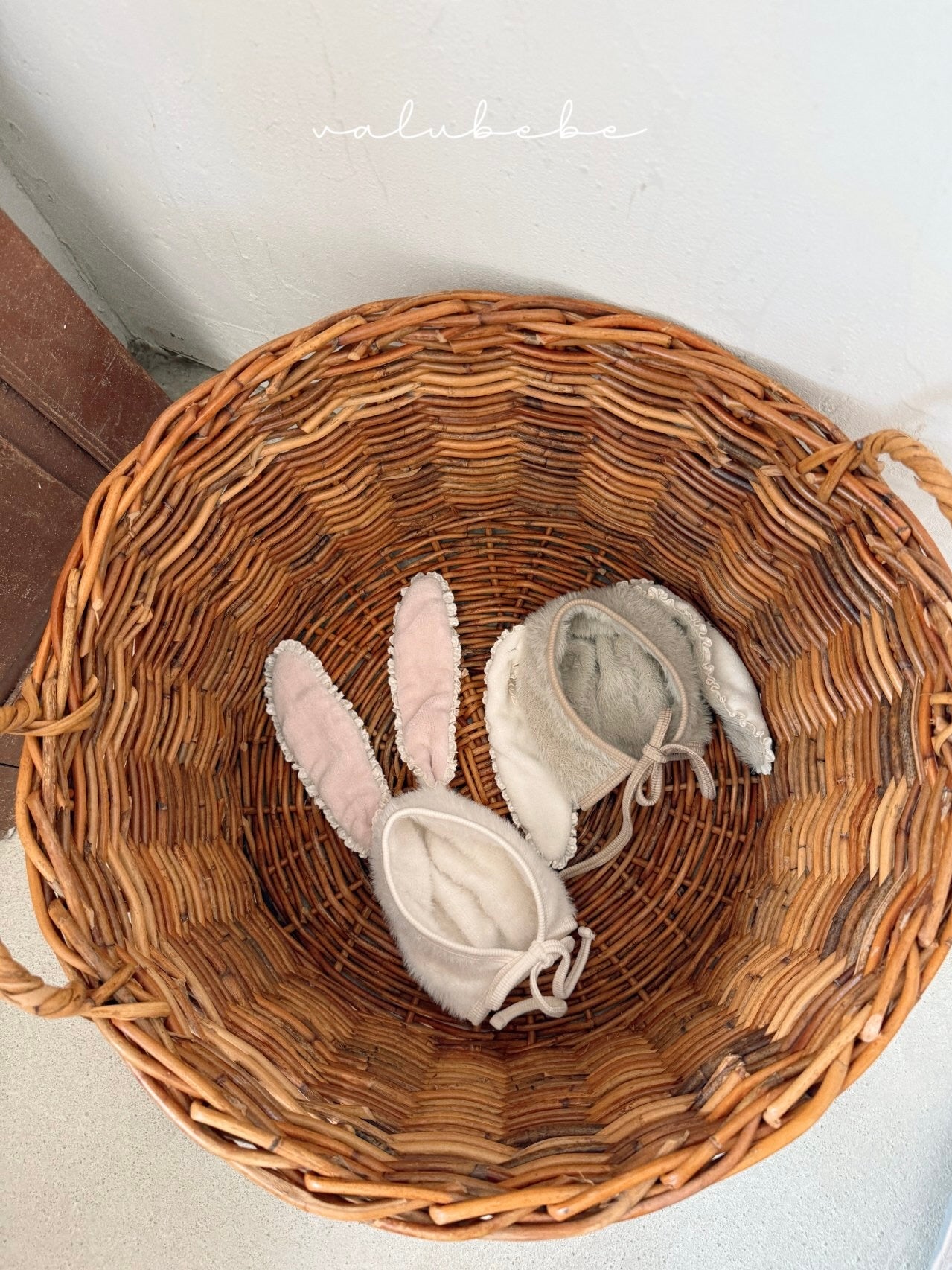 Bunny fur bonnet (baby)