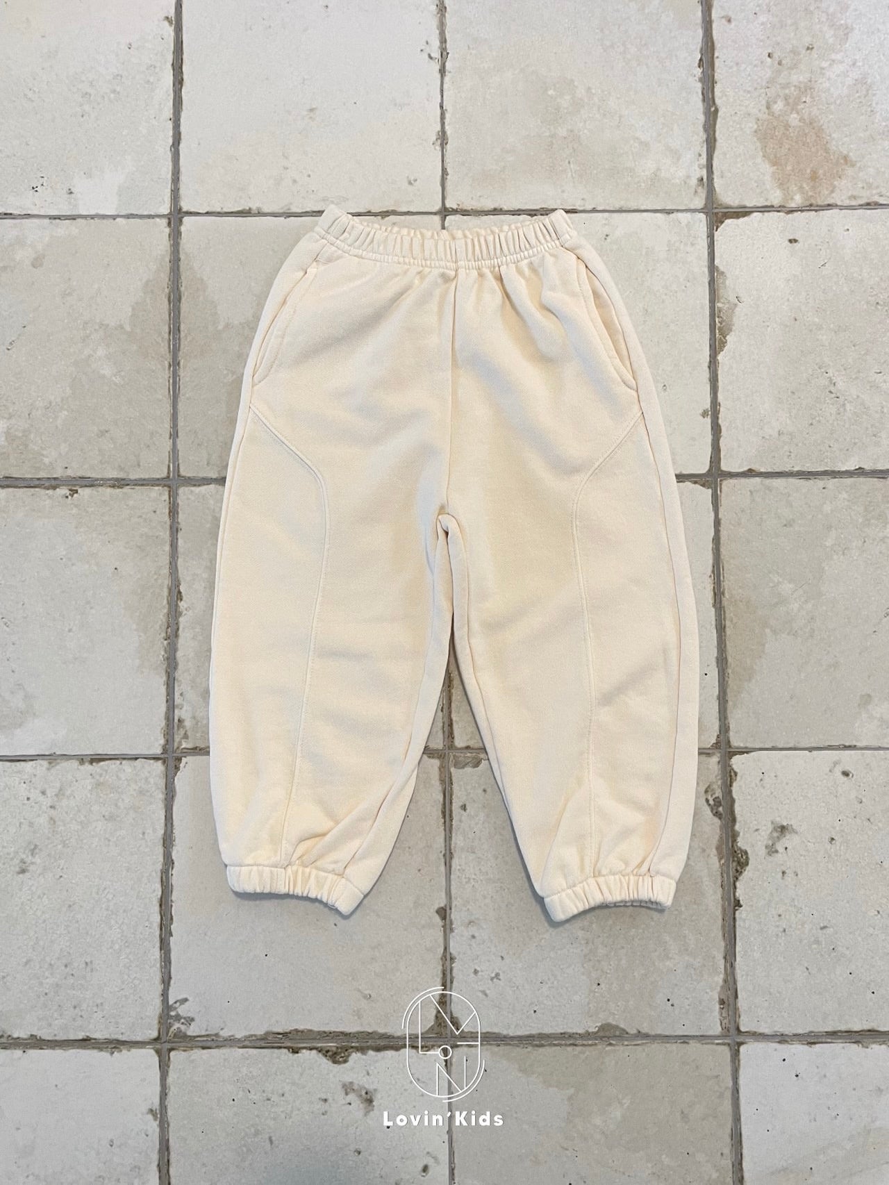 Cut line pants