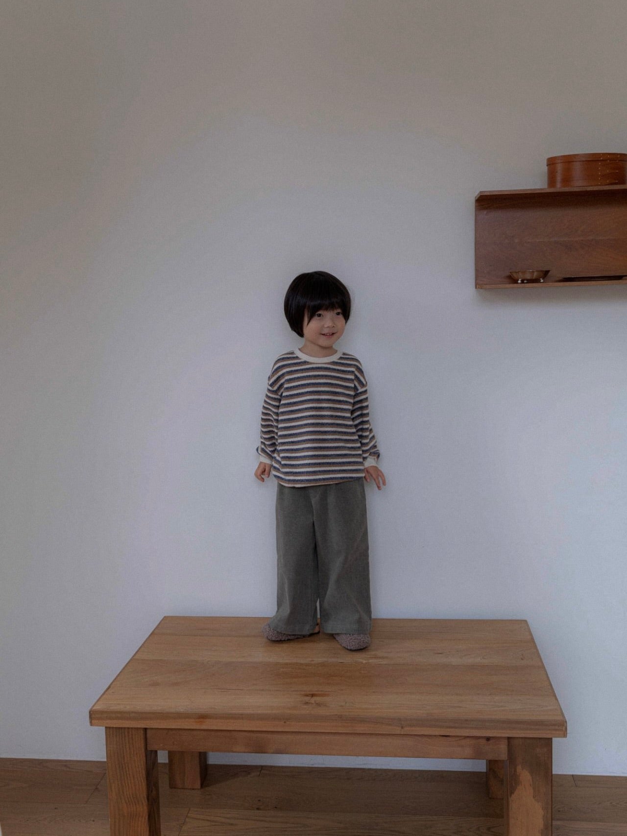 Knitted striped sweatshirt