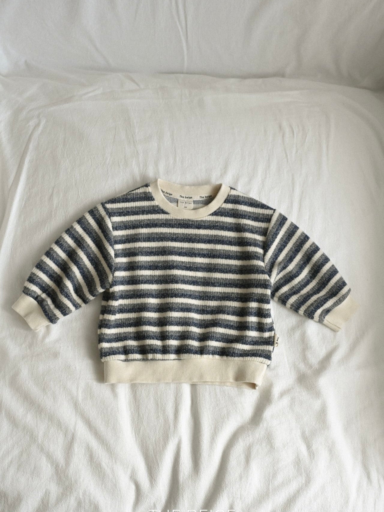 Knitted striped sweatshirt