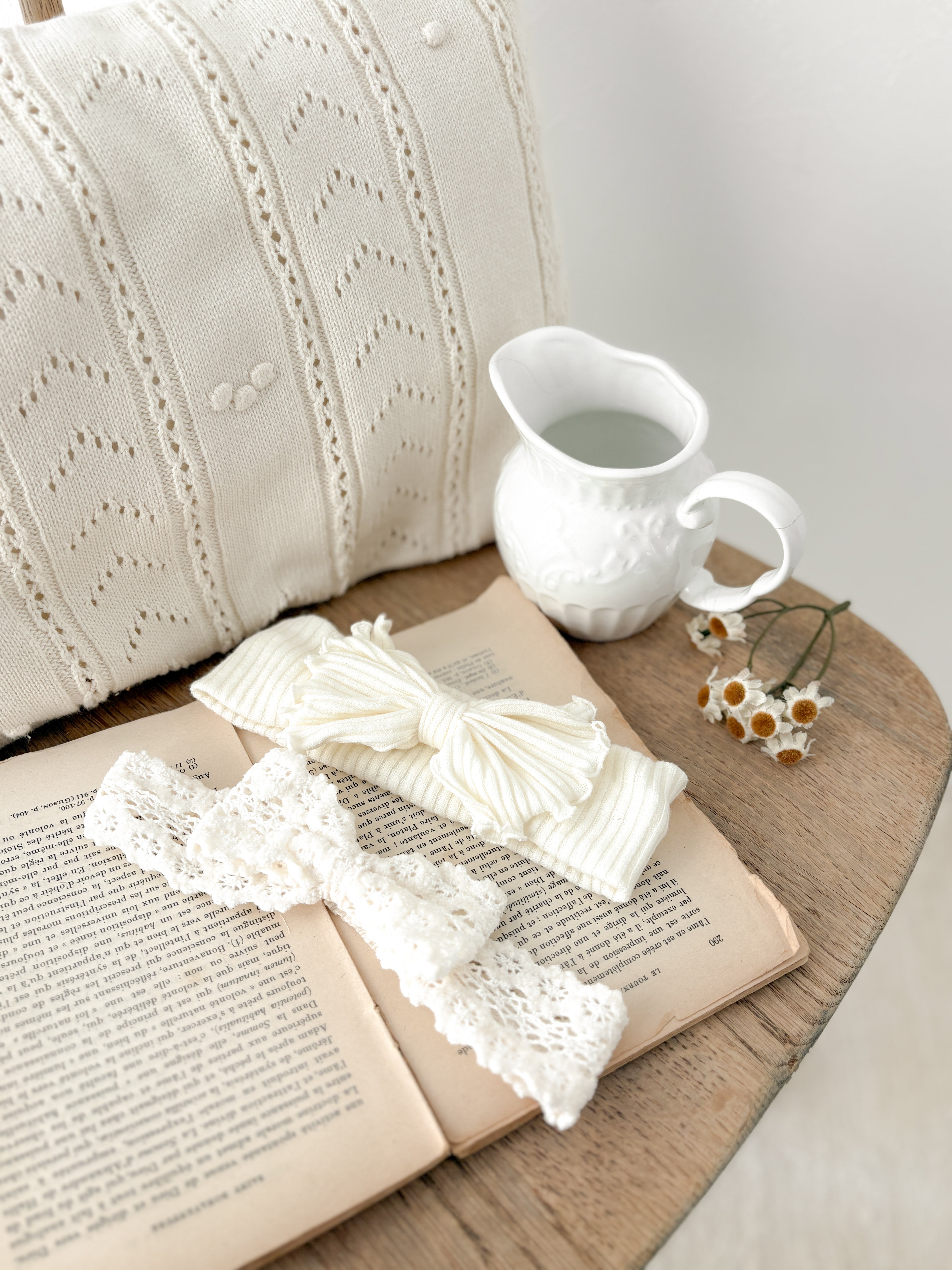 Milk ribbon hairband