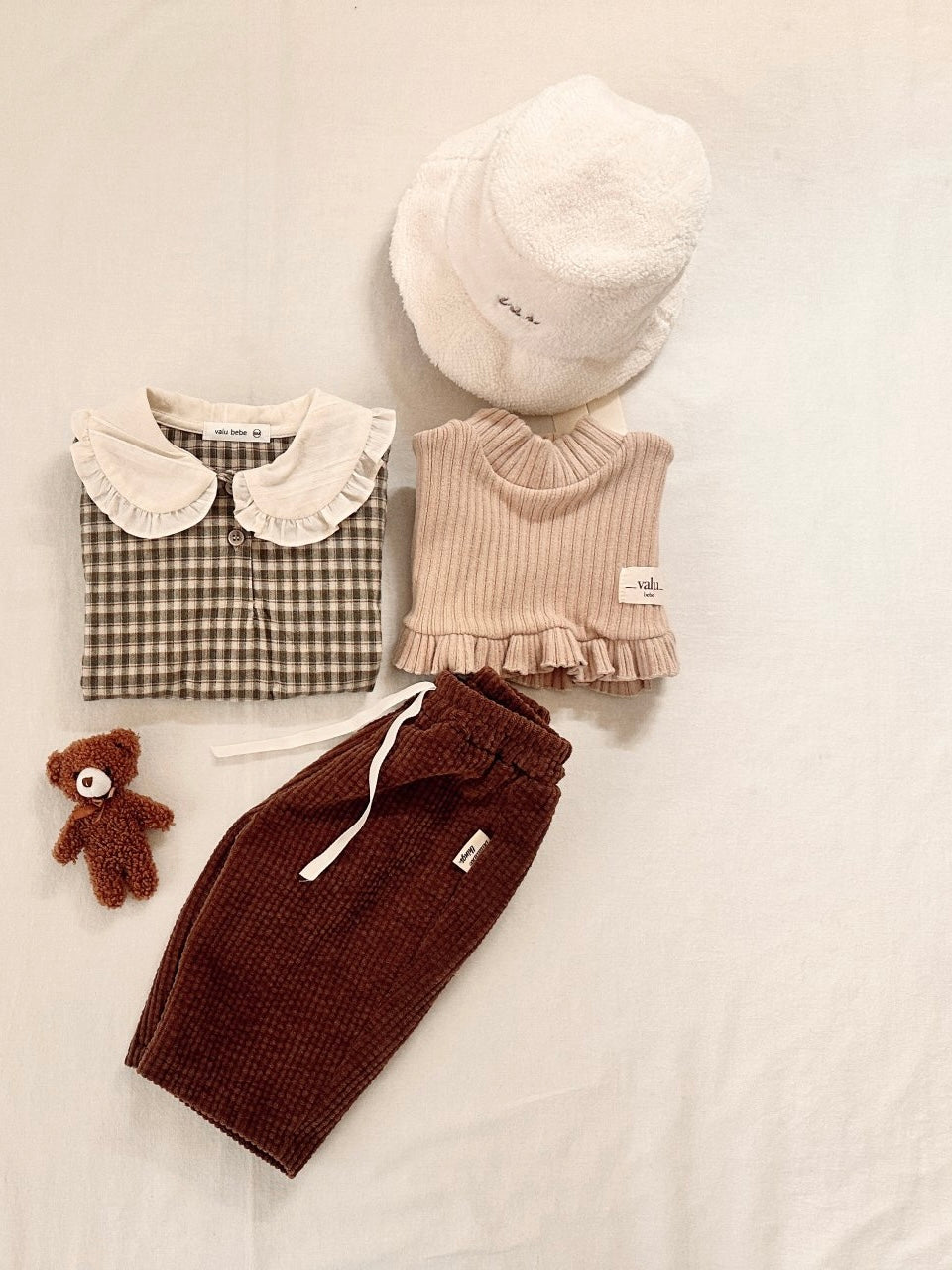 Bella half neck cape (baby)