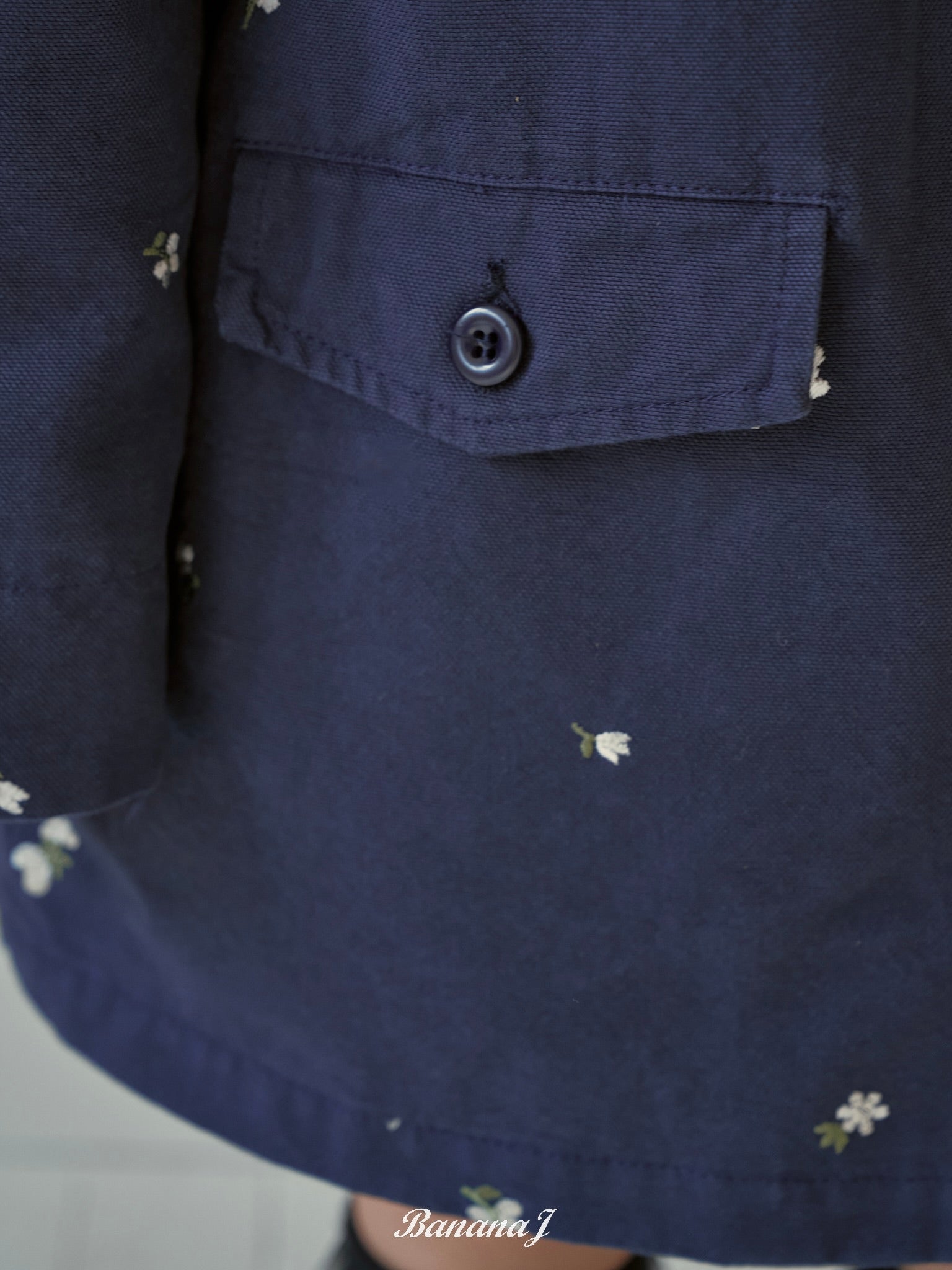 Floral embroidery jacket