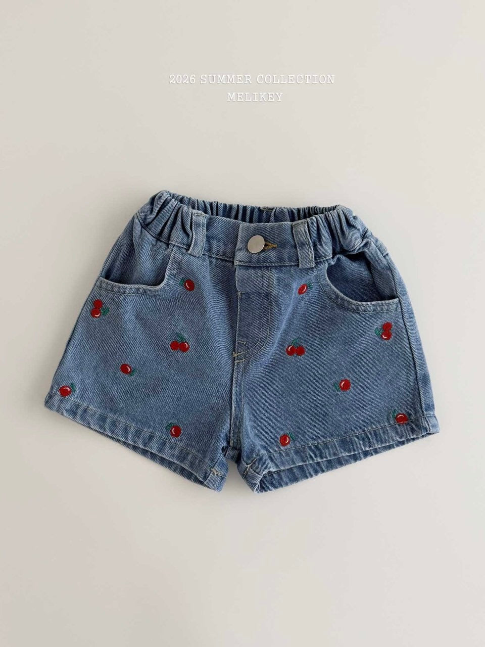 Mini cherry shorts