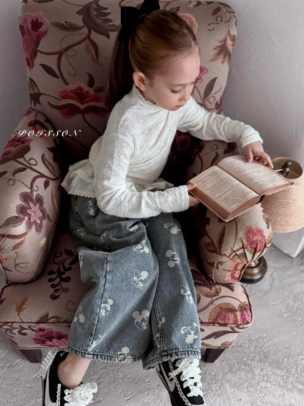 Winter lace half neck T