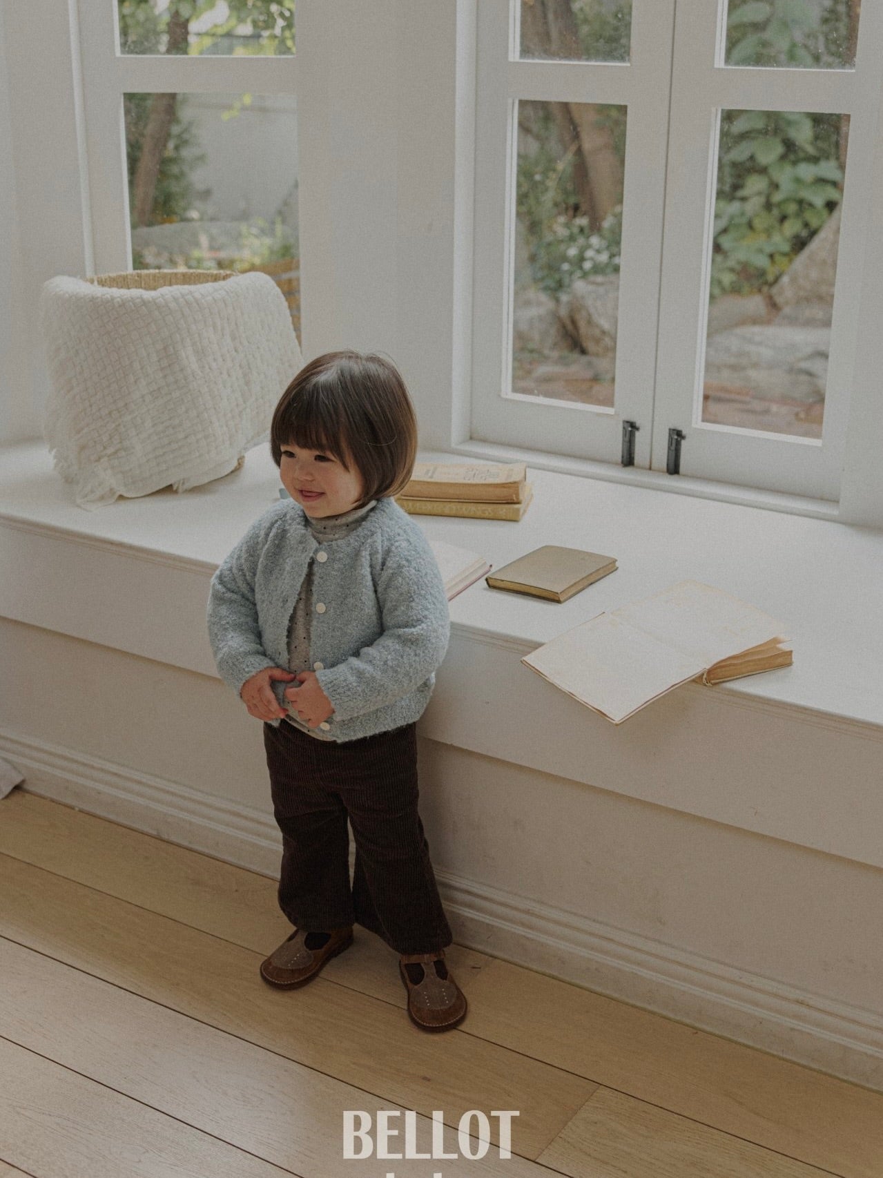 Bebe nini bootcut pants