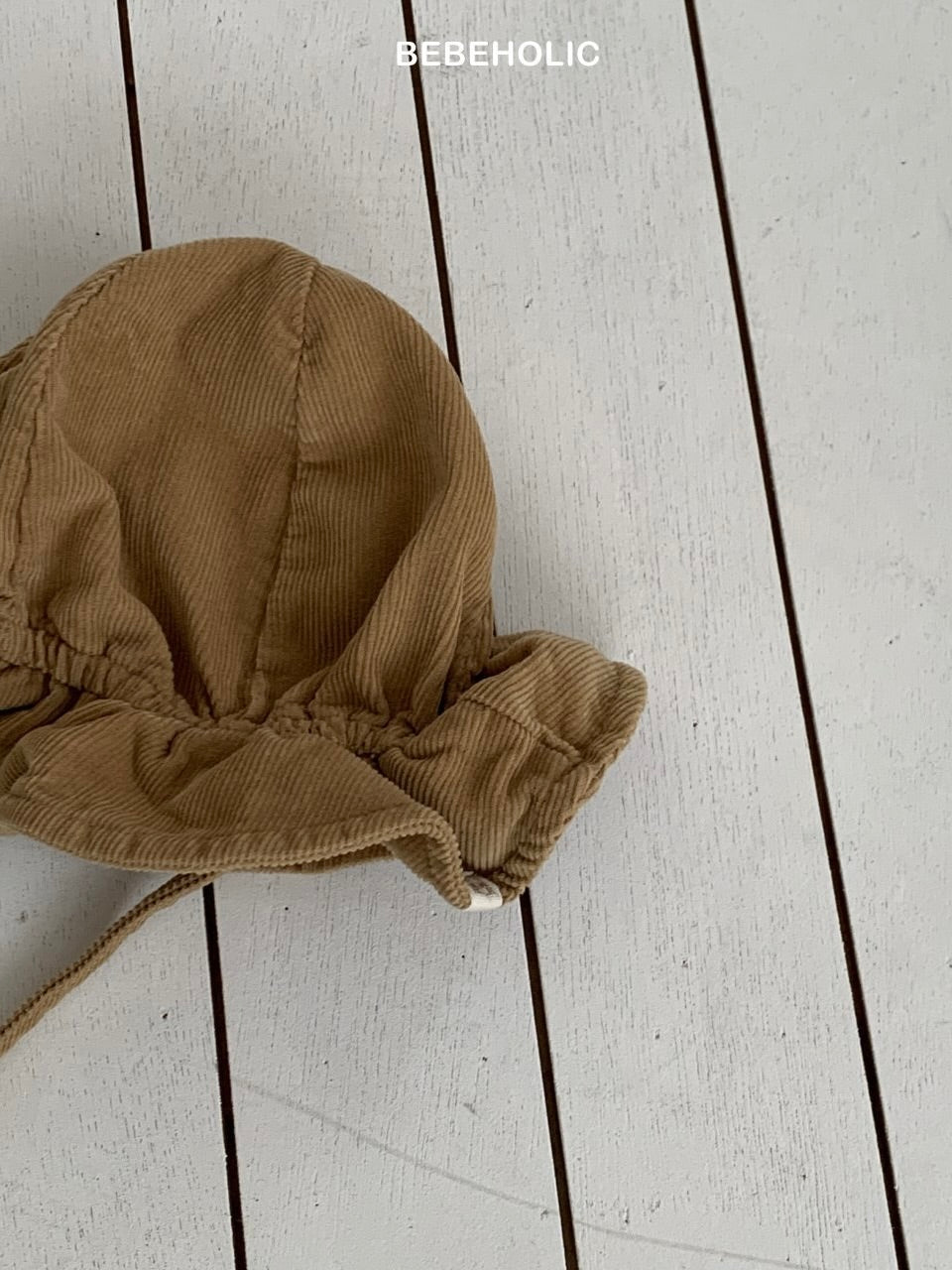 Mini corduroy bucket hat