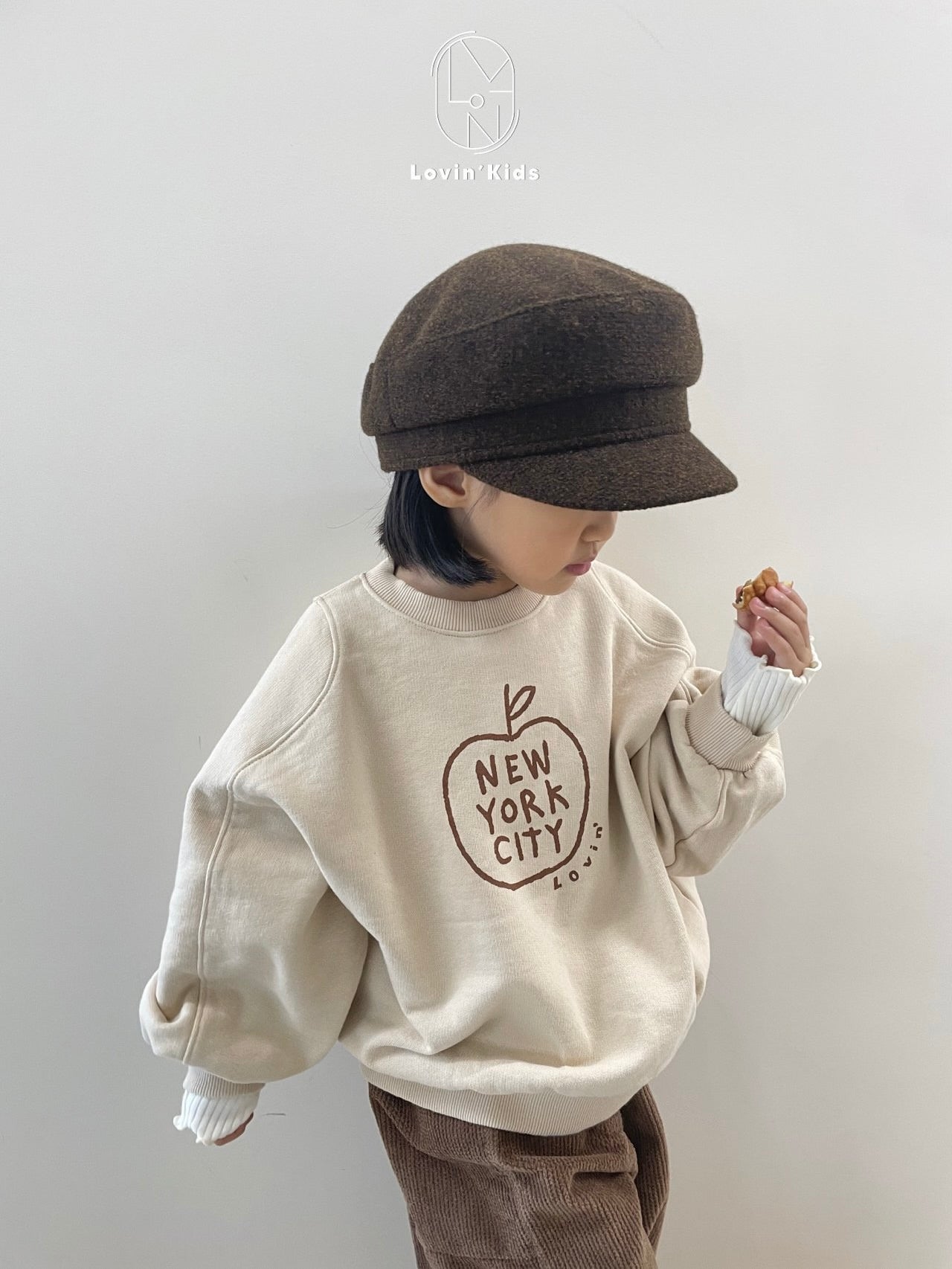 New York Apple sweatshirt