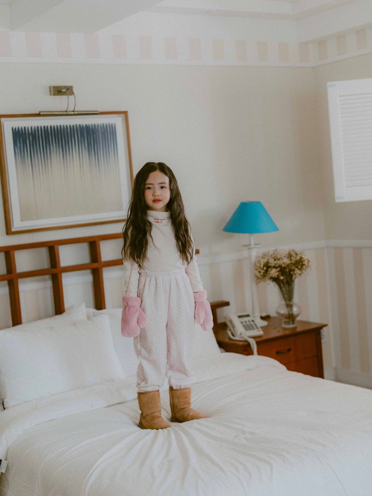 Flower boa jogger pants