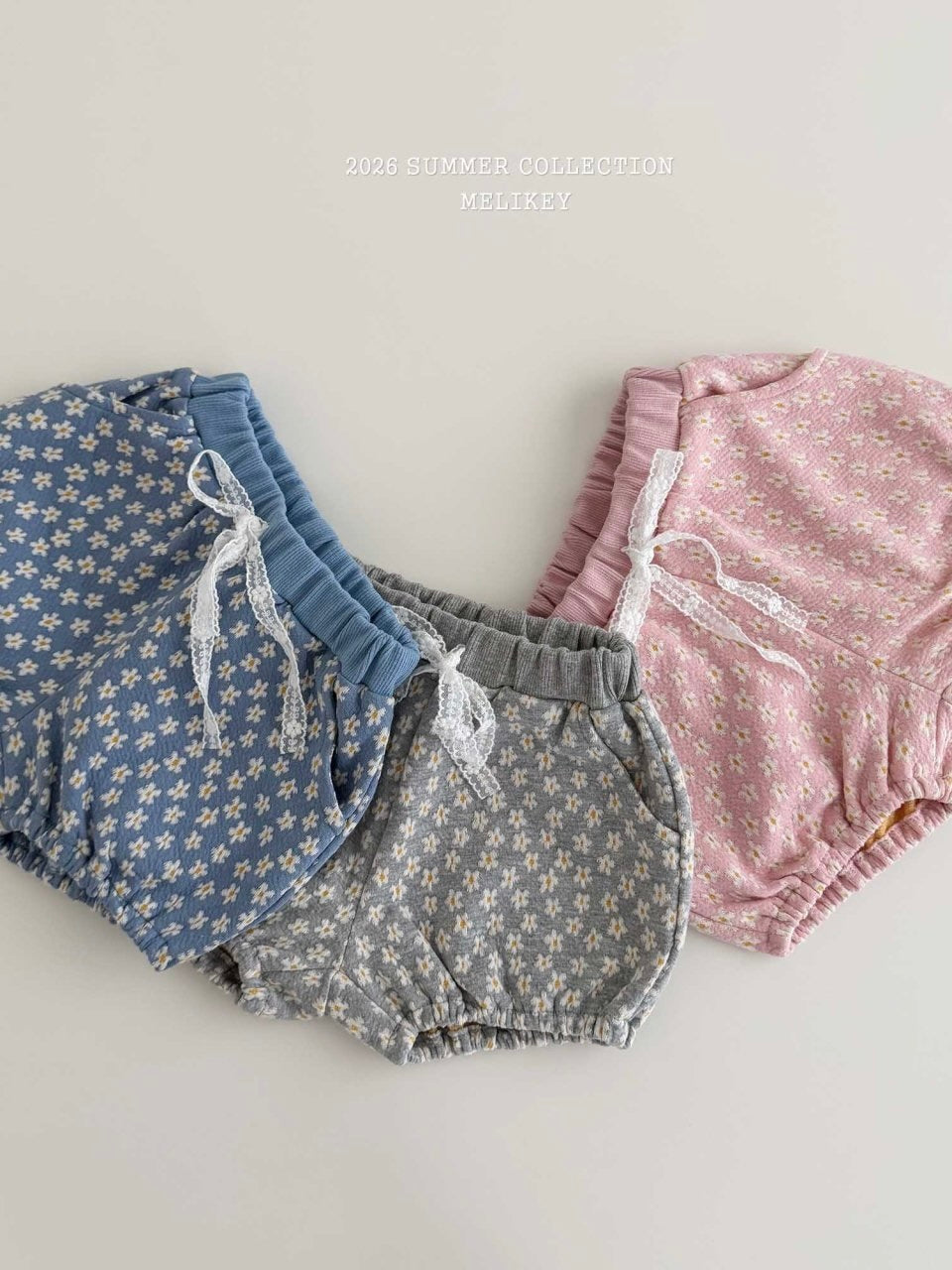 Mini daisy pants