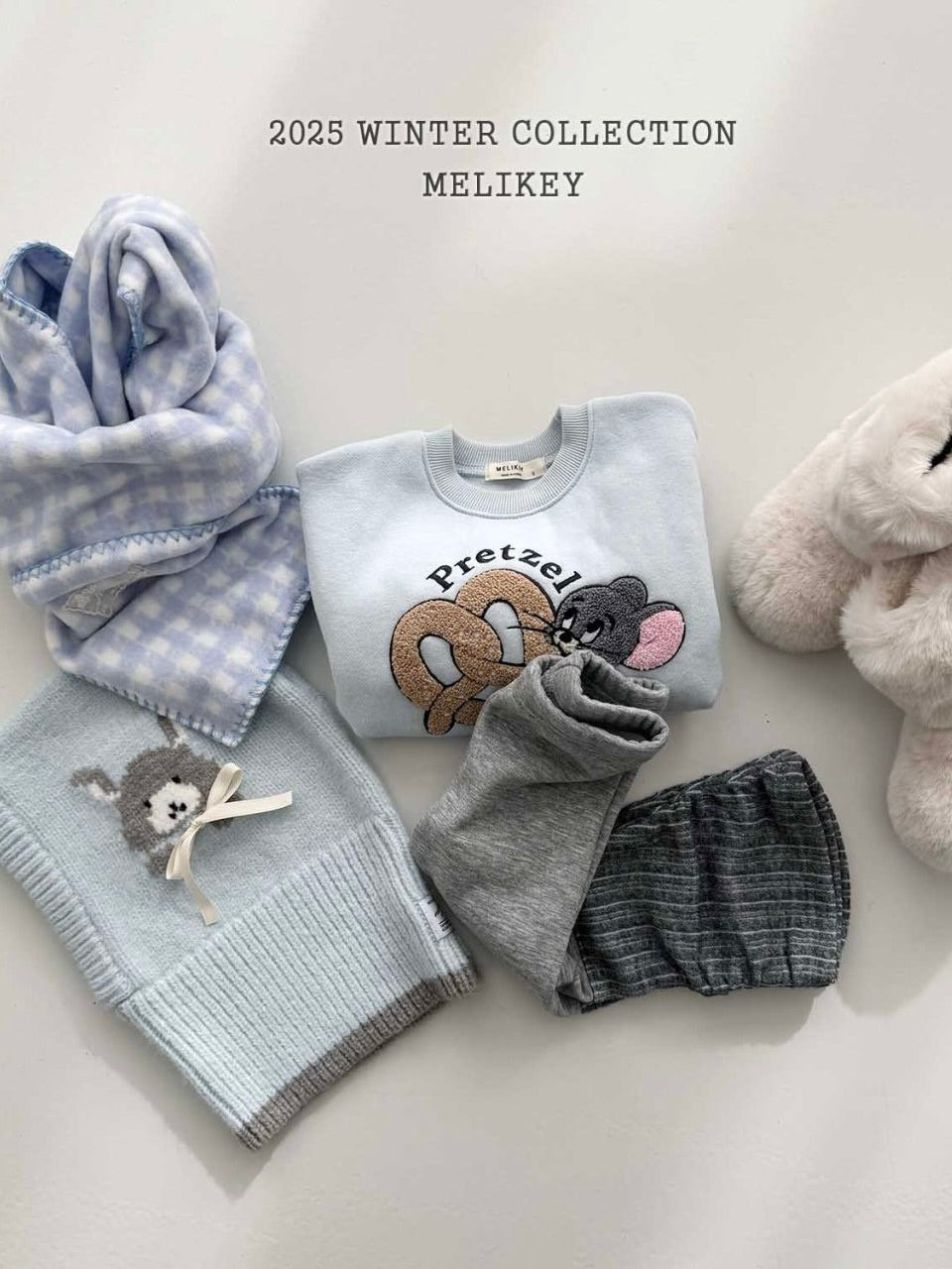 Bunny balaclava (with ribbon brooch)