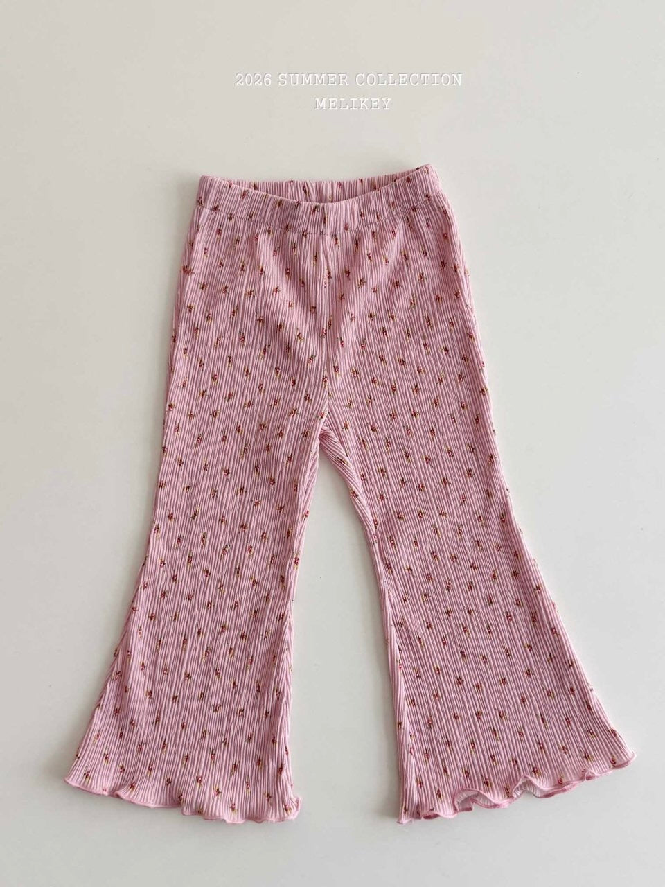 Floral pleated pants