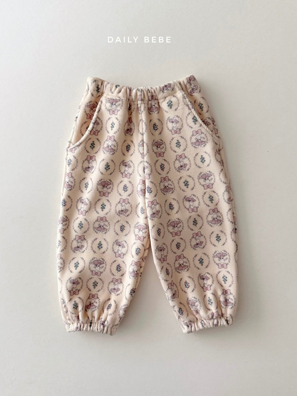 Pattern mink jogger pants