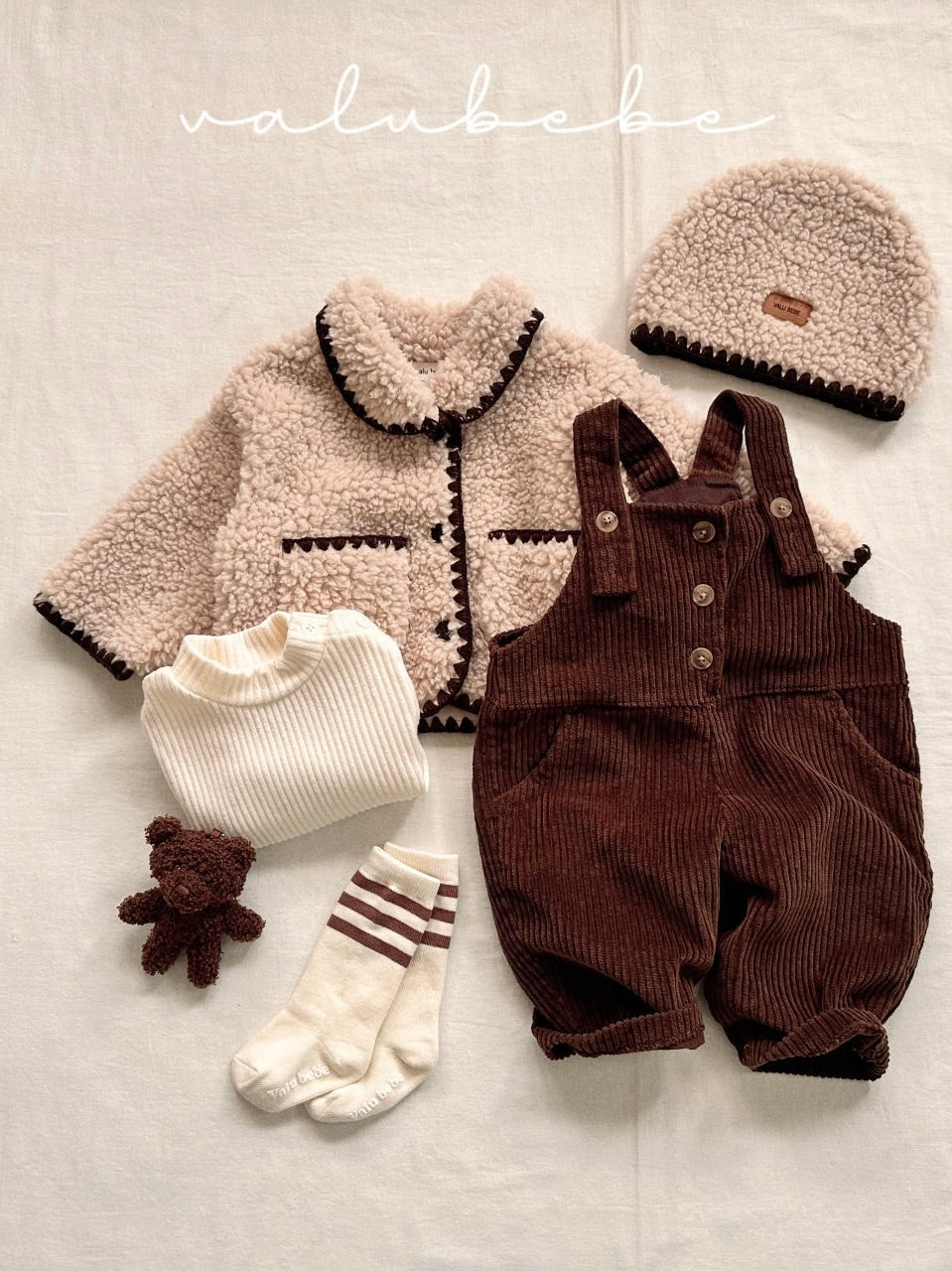 Fluffy beanie (baby)