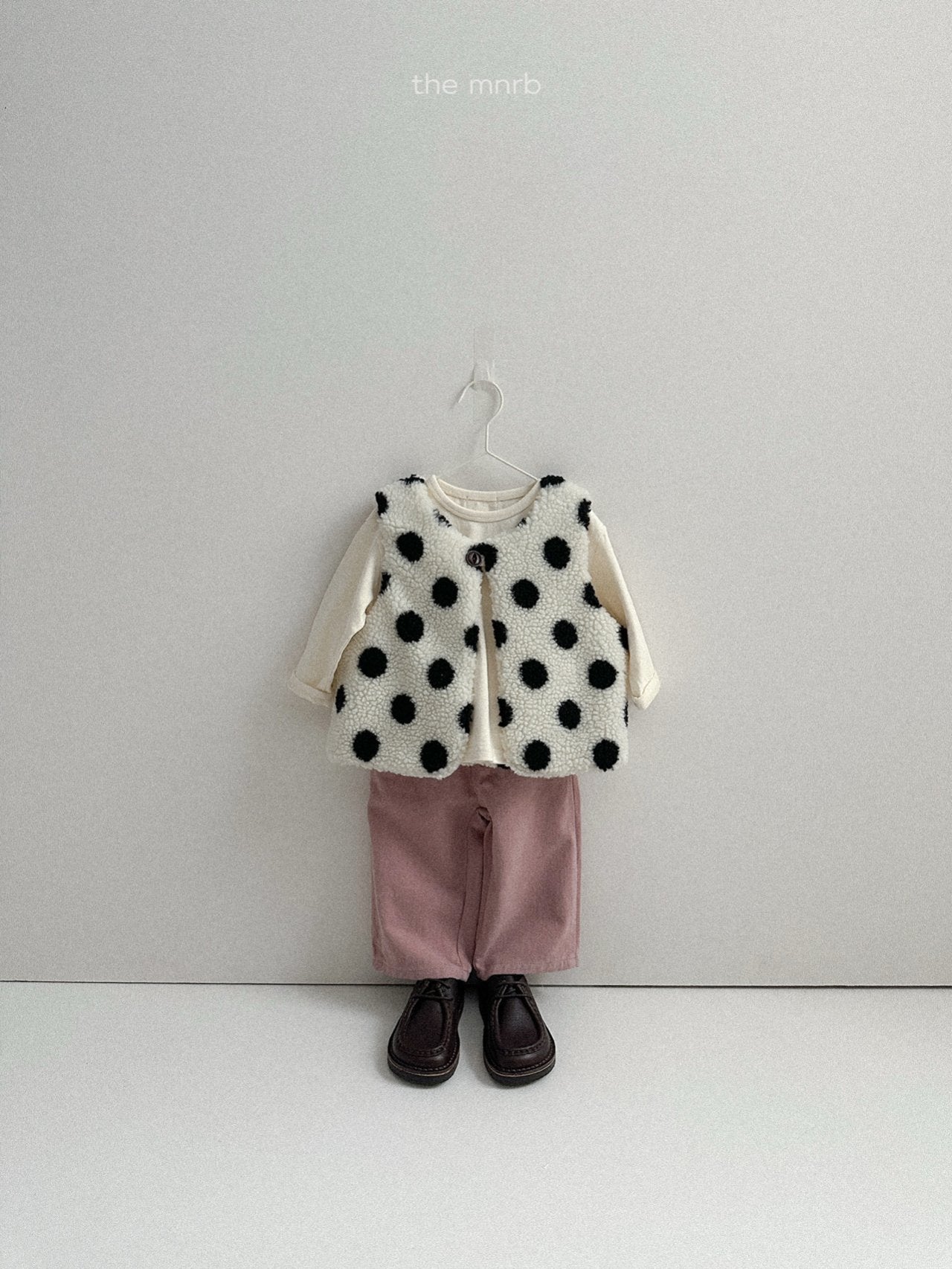 Basic straight pants