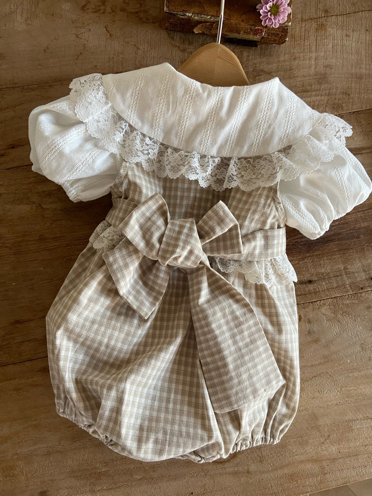 Minne ribbon rompers