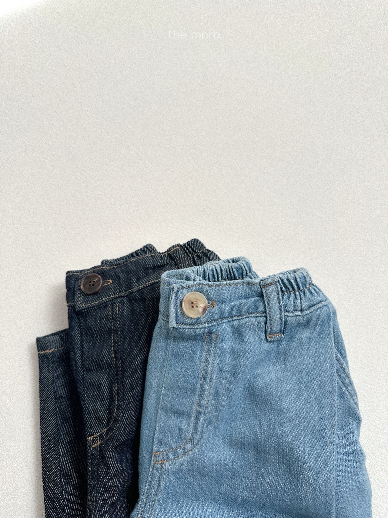 Turtle Pintuck Pants