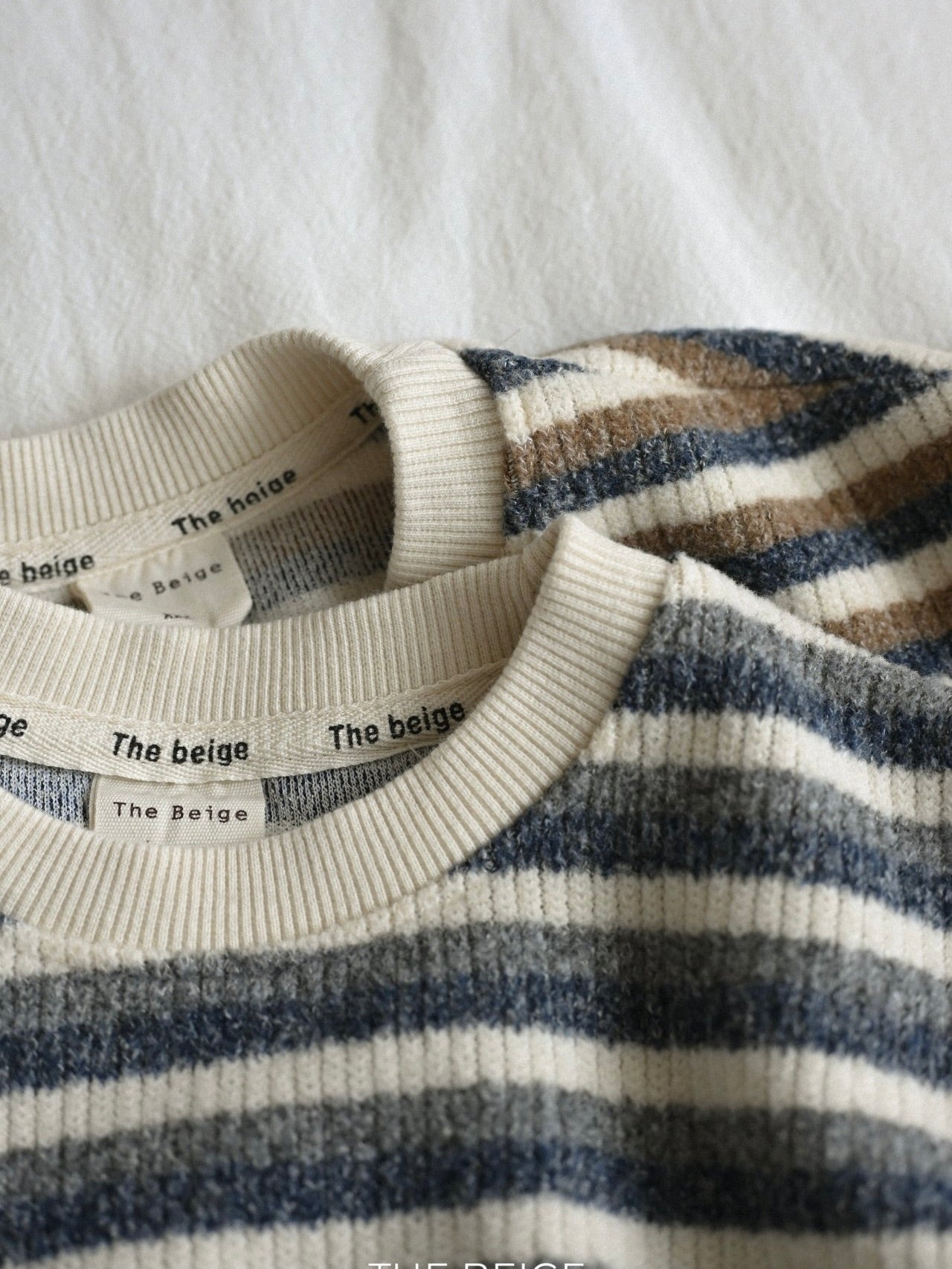 Knitted striped sweatshirt