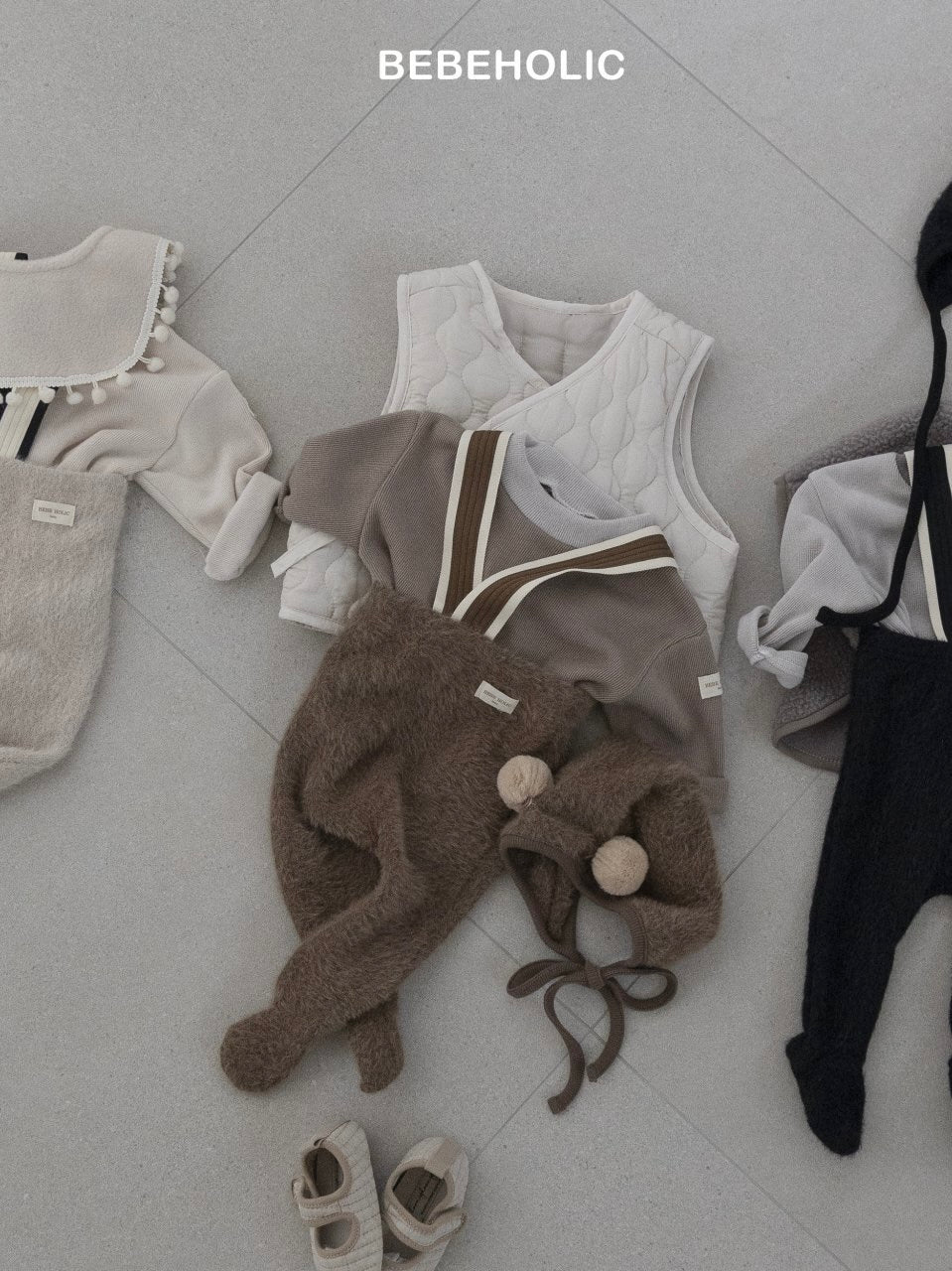 Angora footed leggings