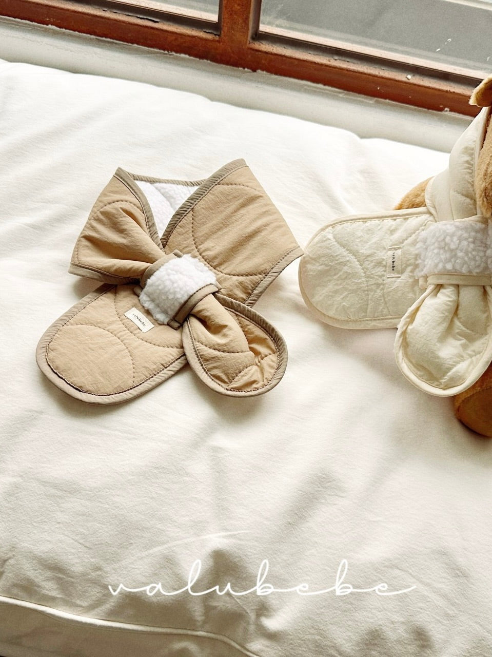 Warm quilted scarf (baby)