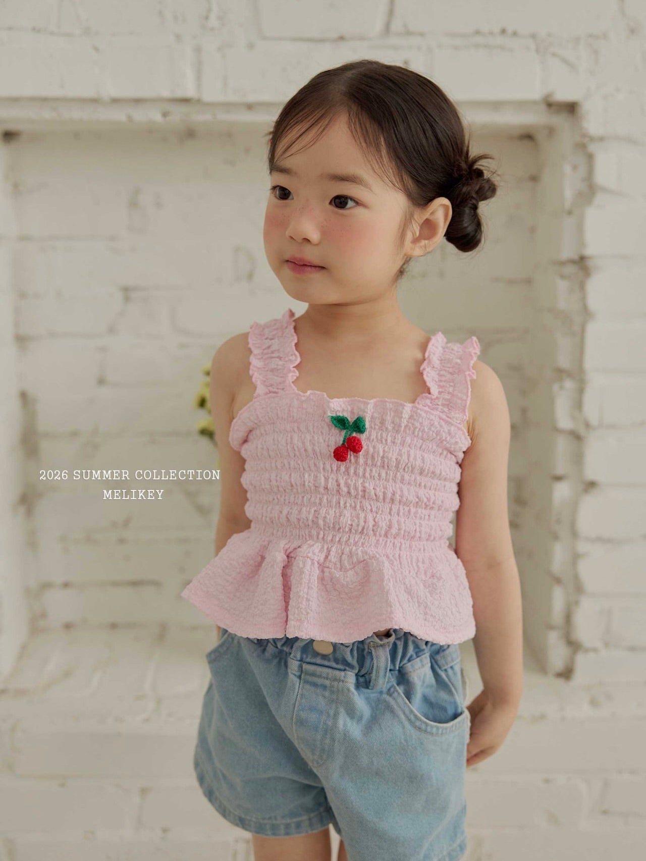 Cherry tucking blouse