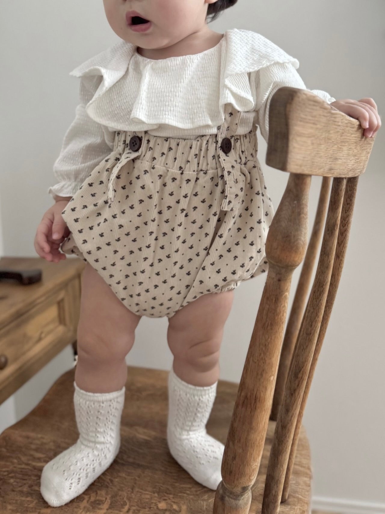 Natural suspender bloomer