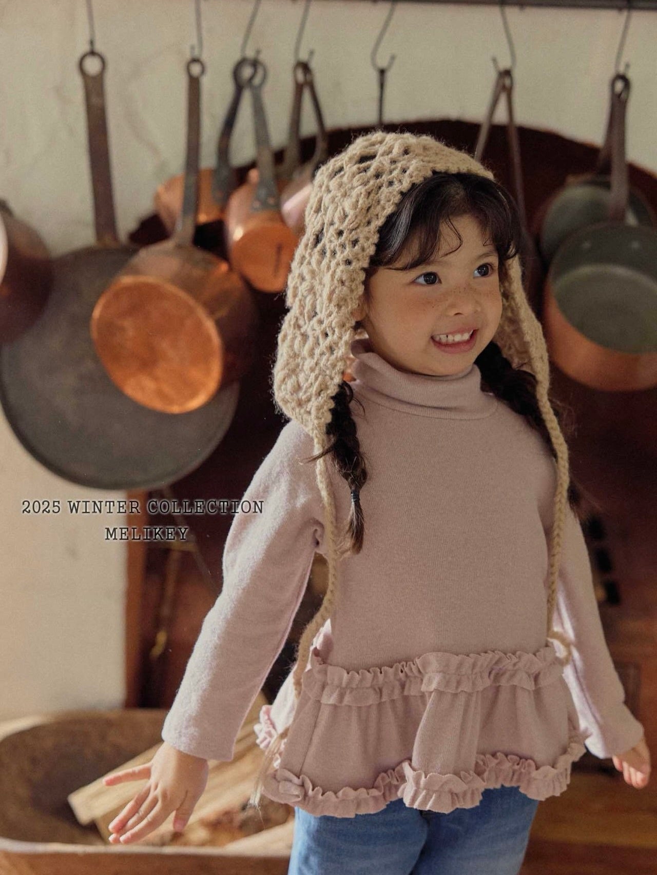 Tutu frill turtle neck T