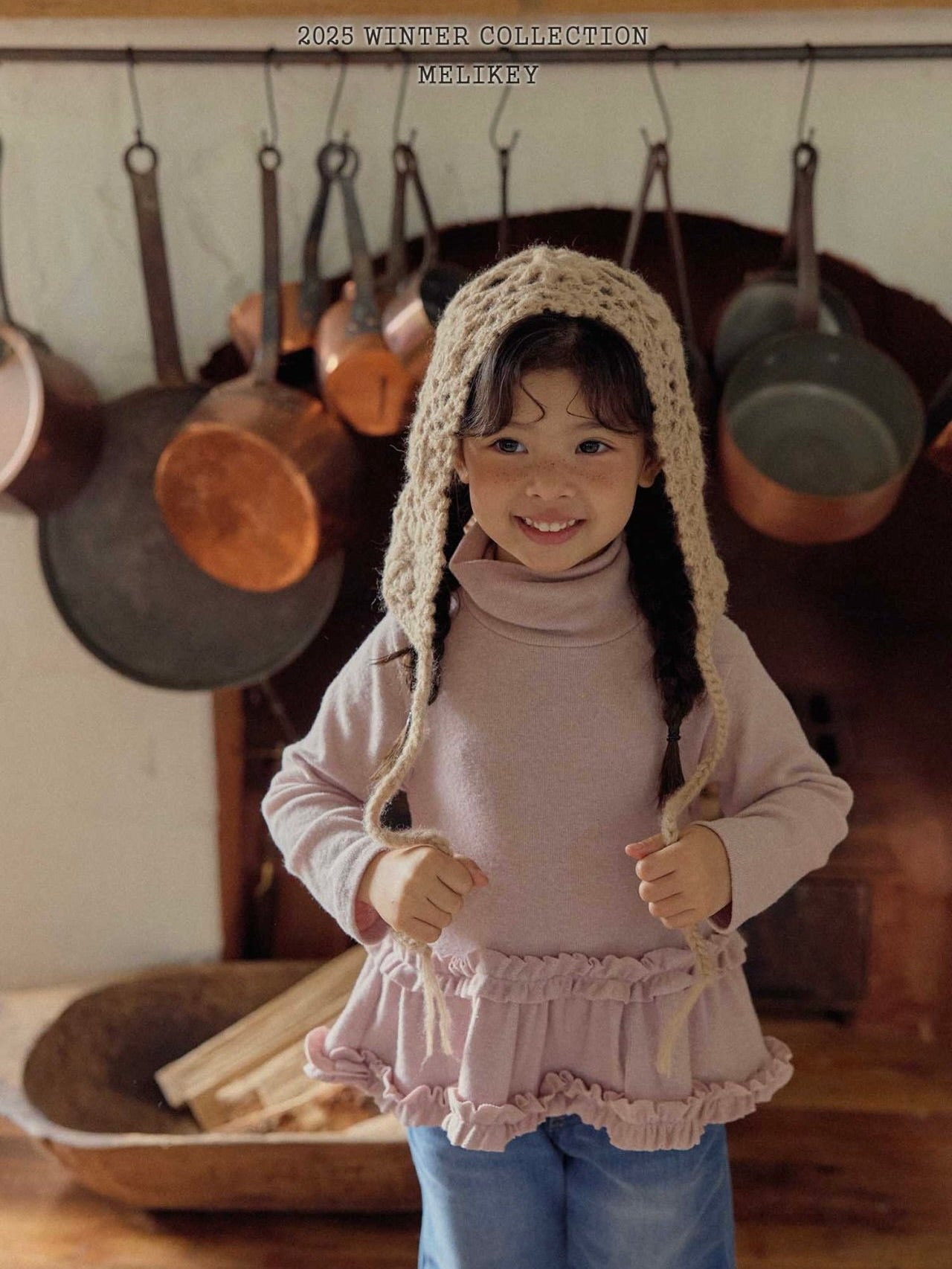 Tutu frill turtle neck T