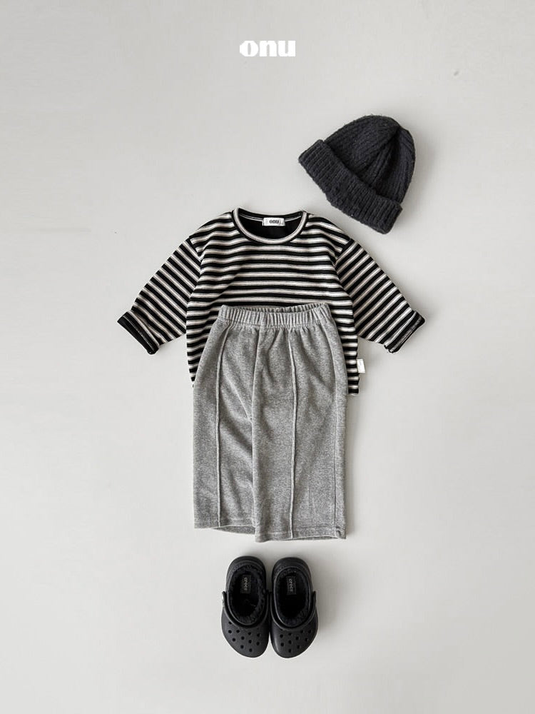 Velour pintuck pants