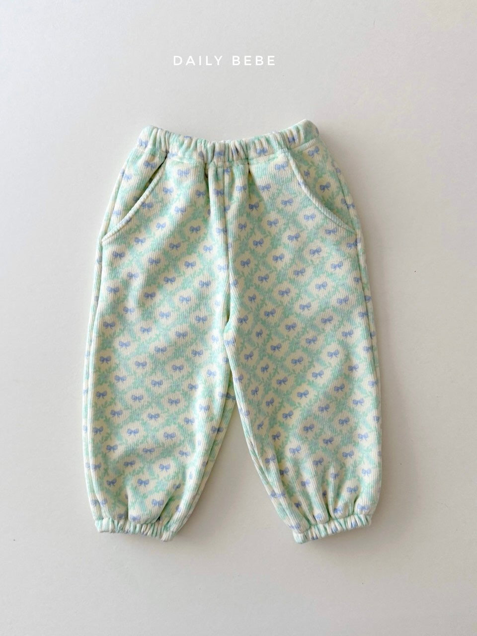 Pattern mink jogger pants