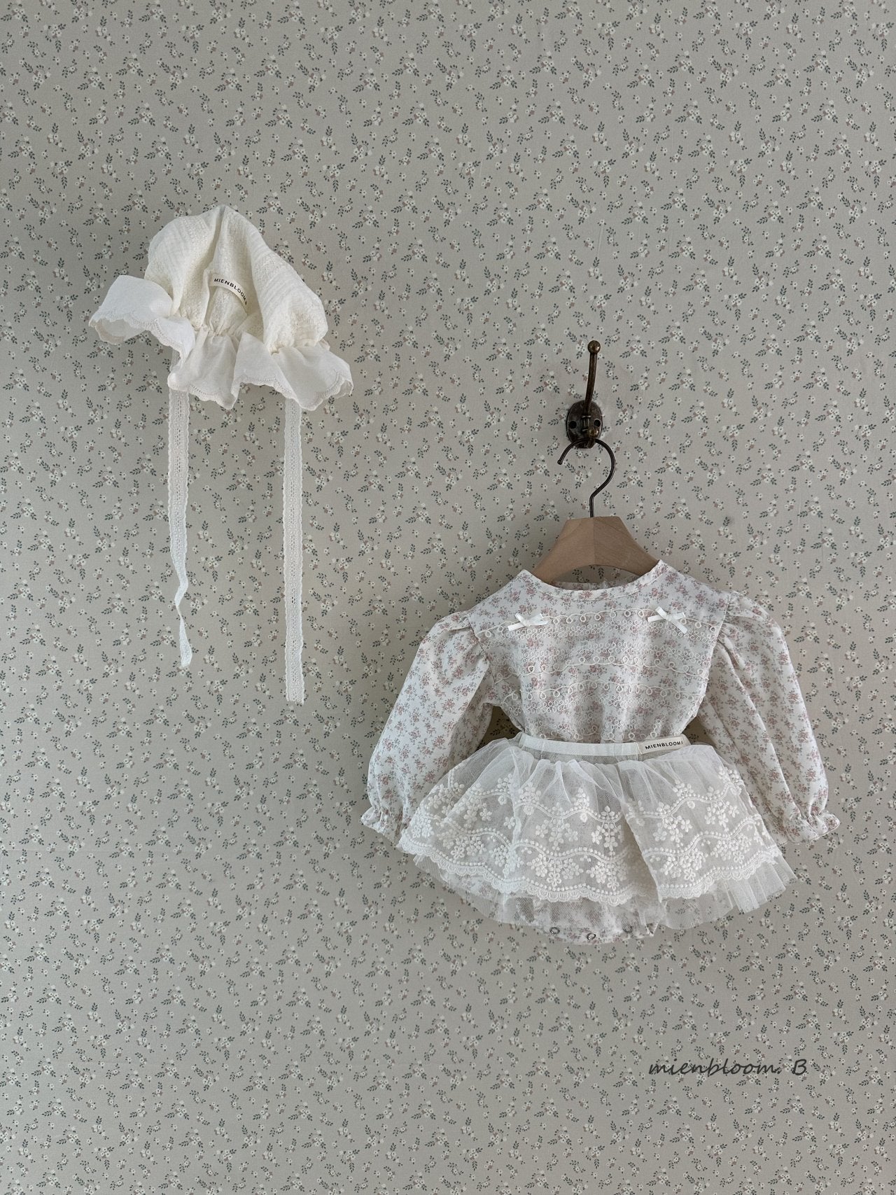 Elegant floral rompers