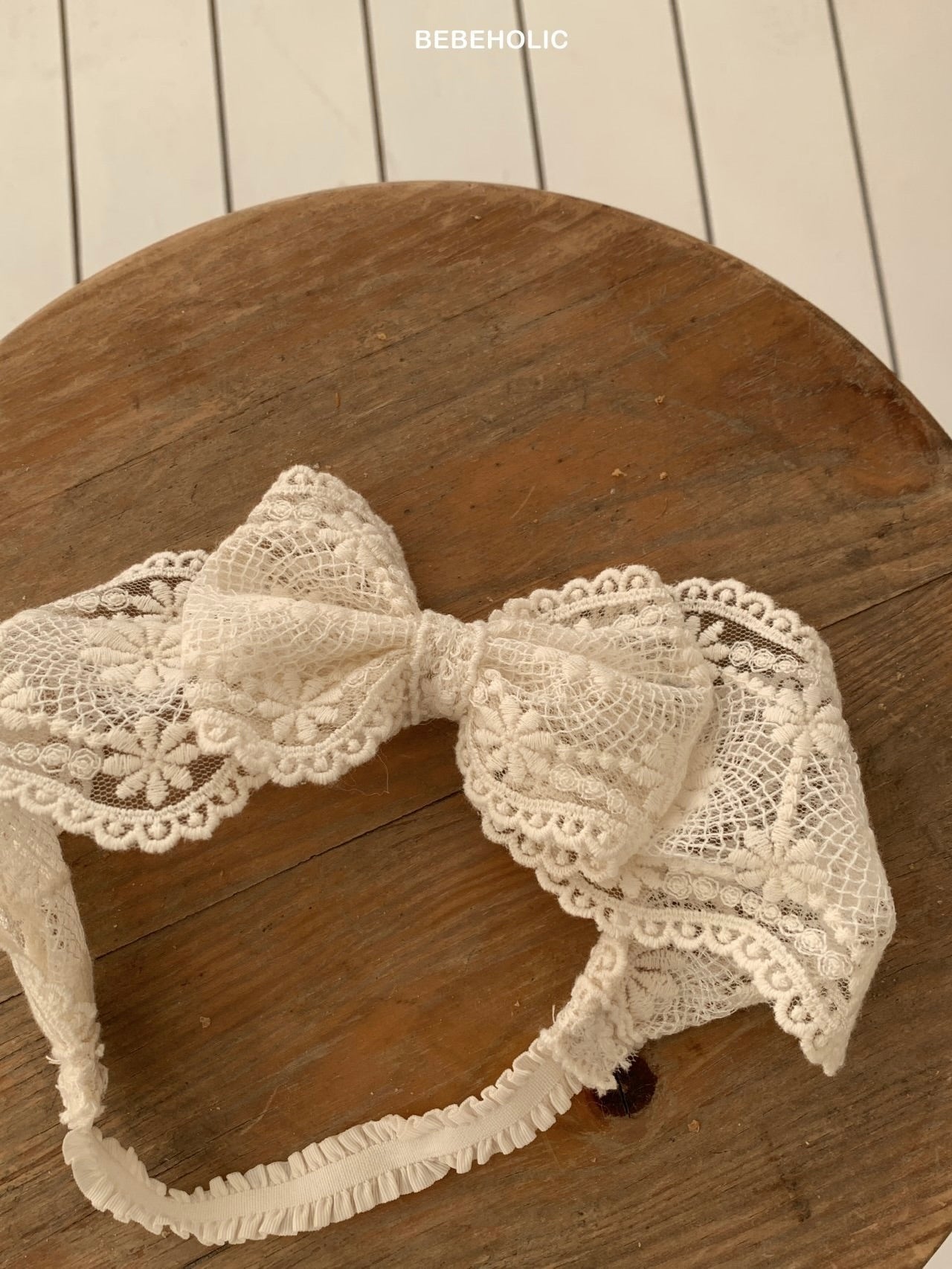 Lace hairband