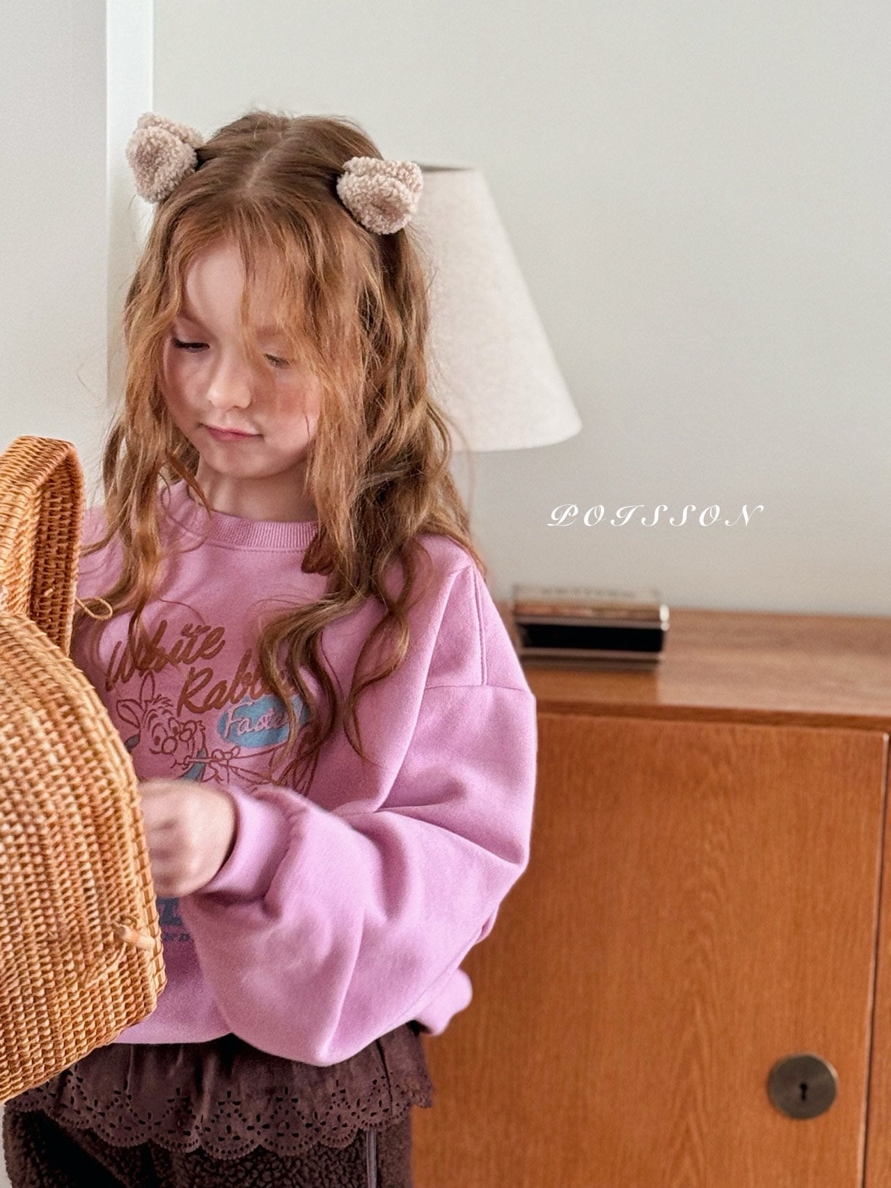 Wonderland vintage sweatshirt