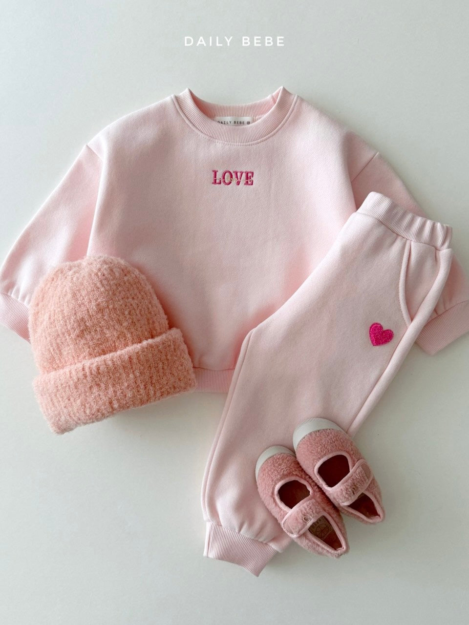 Love jogger set