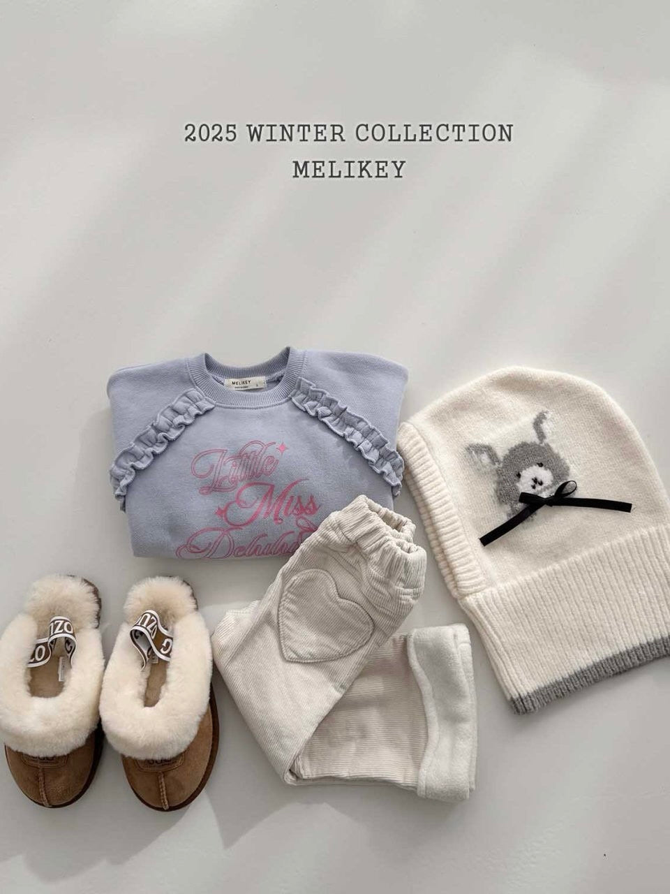 Marshmallow bootcut pants