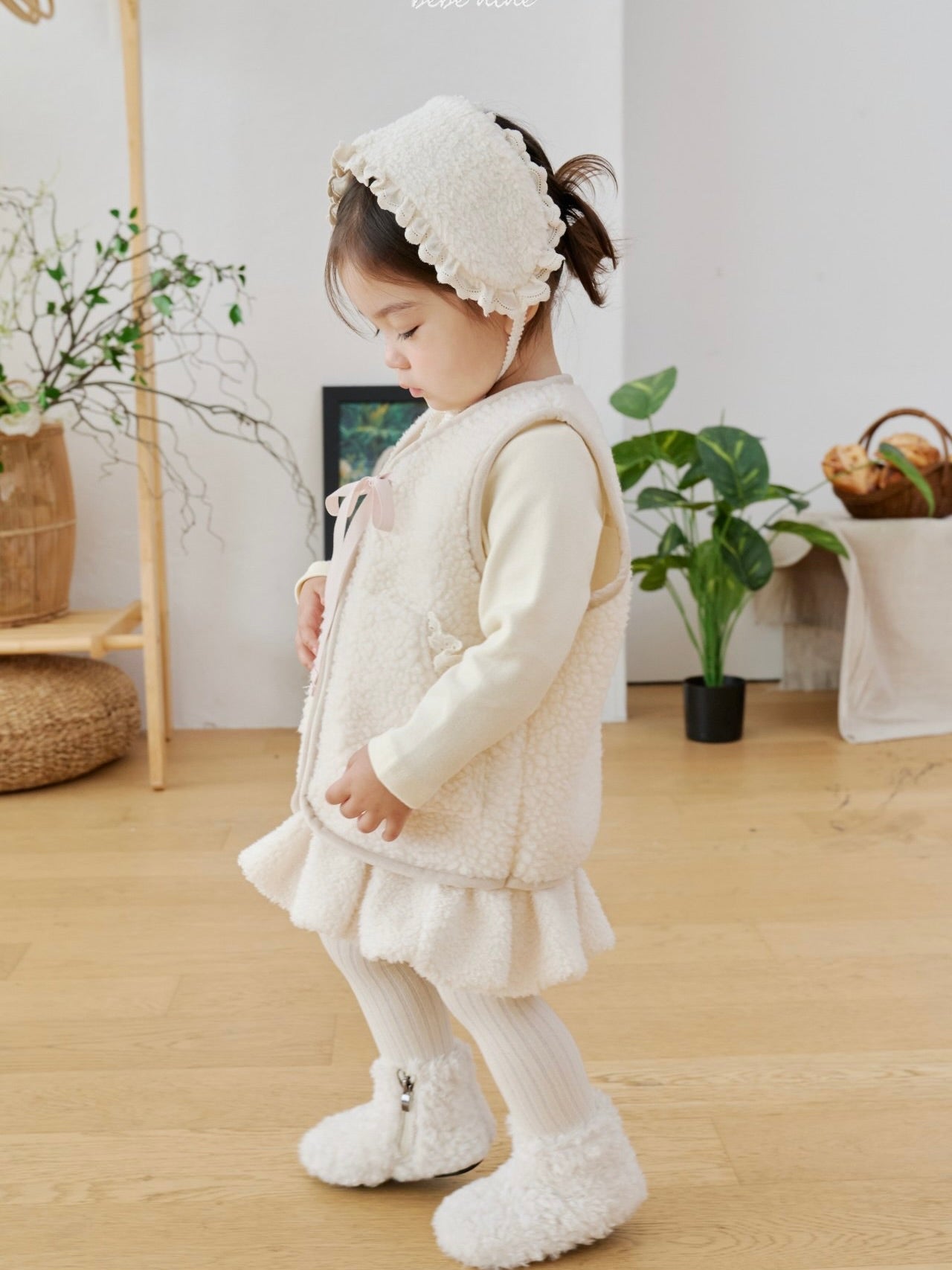 Winter Lace Ear Warmer