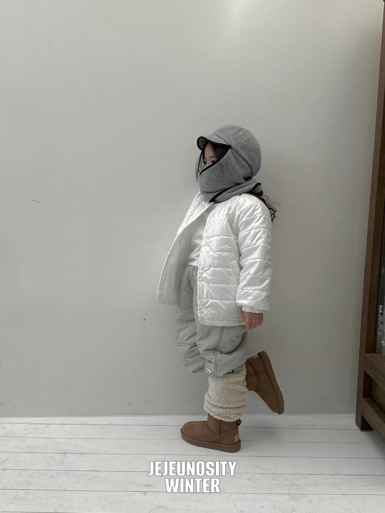 Earth Lightweight Down Jacket