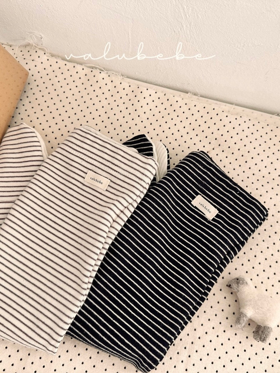 Stripe footed leggings