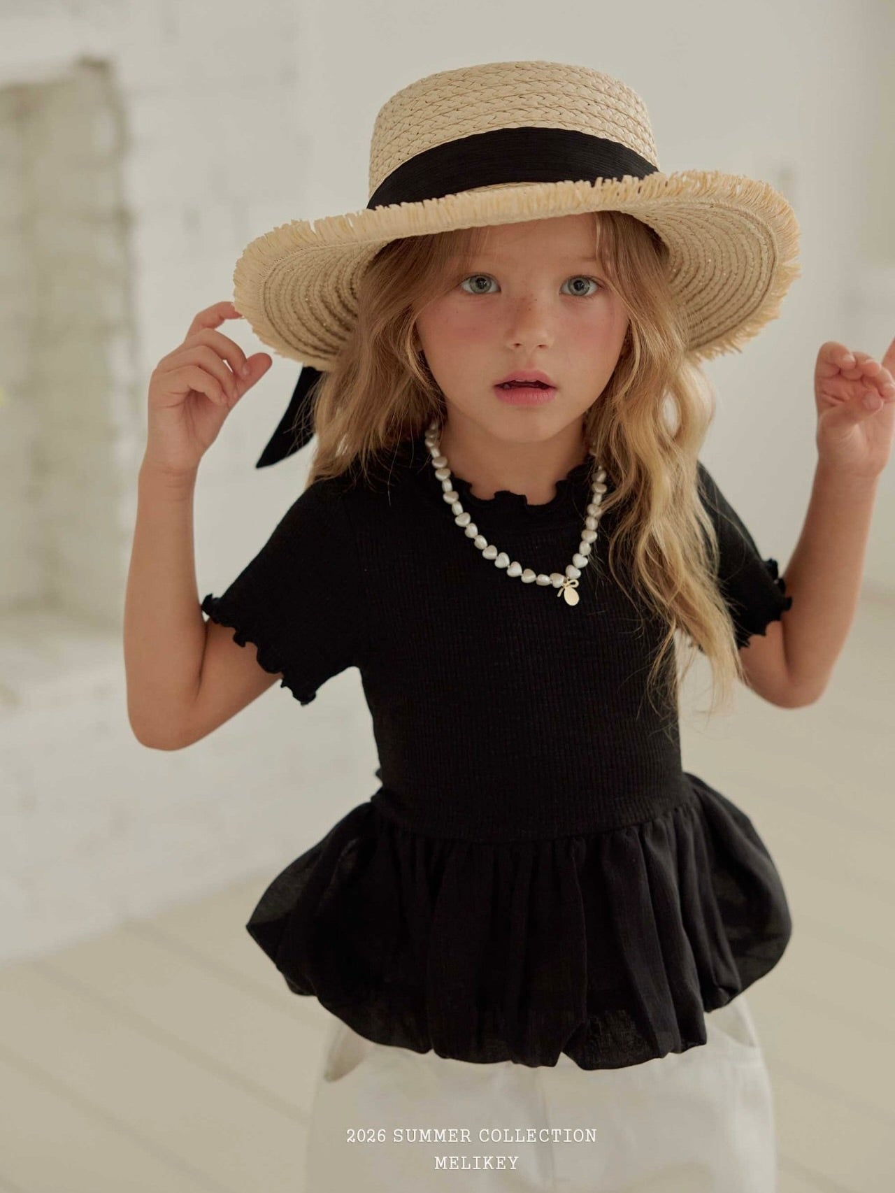 Bouncy ribbon T shirt