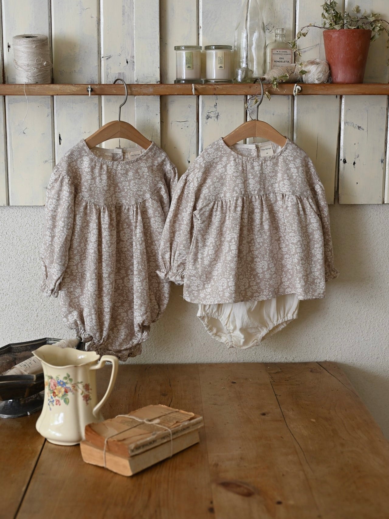 Shirring flower rompers