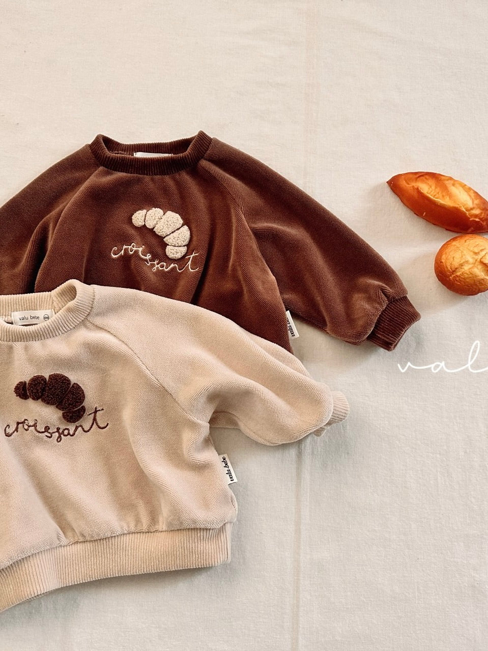 Croissant velor sweatshirt (baby)
