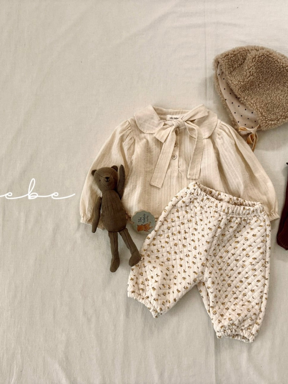 Teddy bear reversible bonnet (baby)